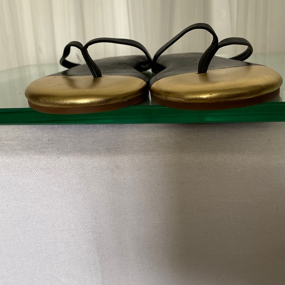 Yosi Samra Black and Gold Leather Sandals Flip-Flops Size 7 - Picture 9 of 11